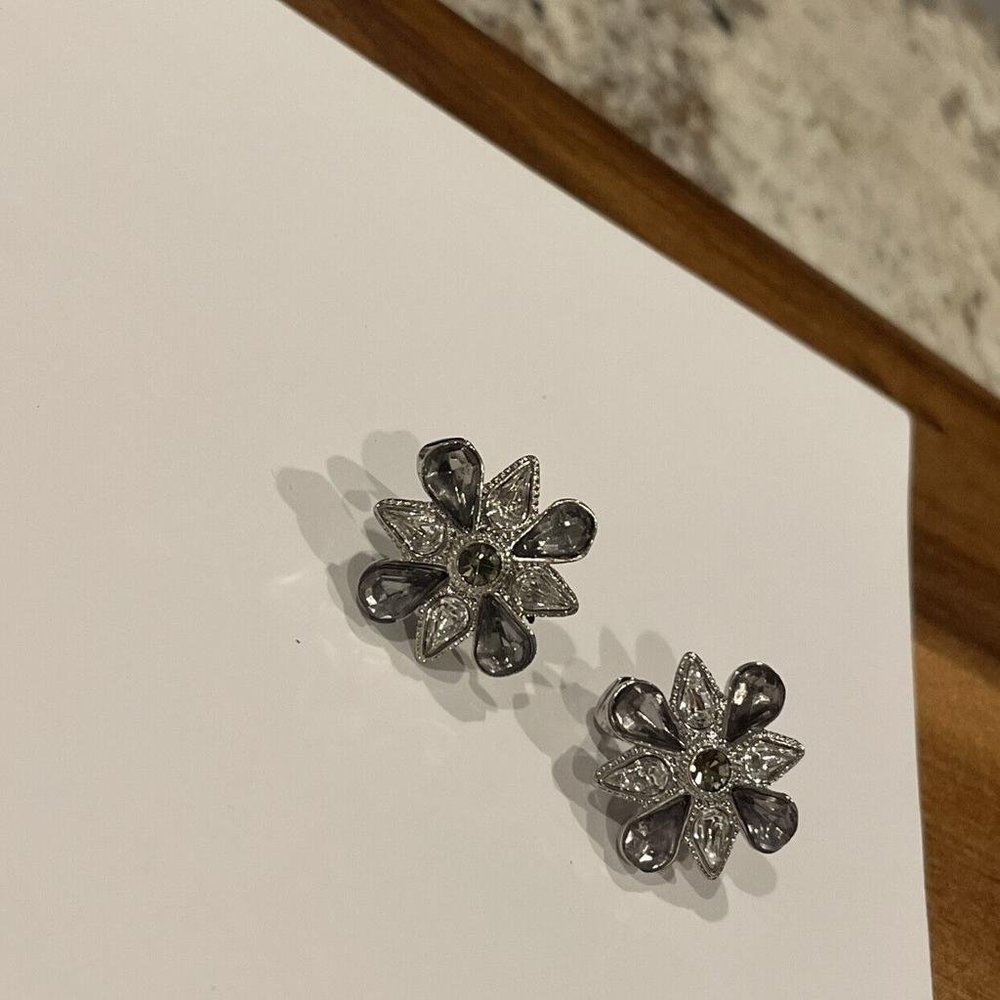 Small Signed Avon Silver Tone Grey Rhinestone Clip On Earrings